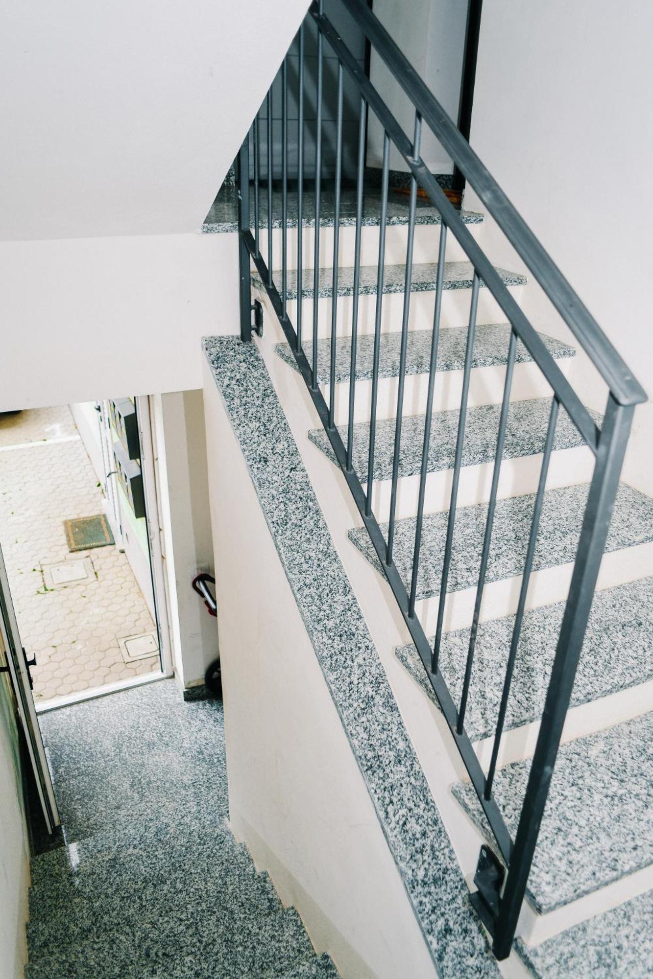 Lora Diamond Suite ,Free Parking, Self Check In,3 Como Exterior photo